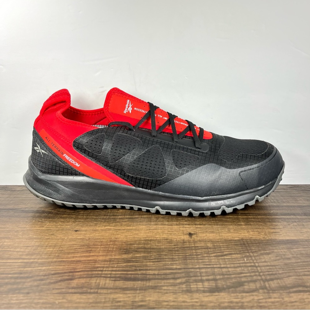 Reebok Trail Running Work Men’s Black Red Shoe